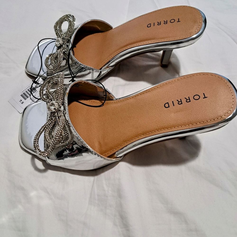 Rhinestone bow mule